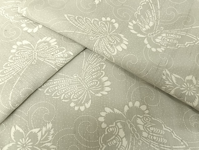 平和屋着物●上質な小紋　紬地　型染め　舞蝶花文　正絹　逸品　AAAU4274np