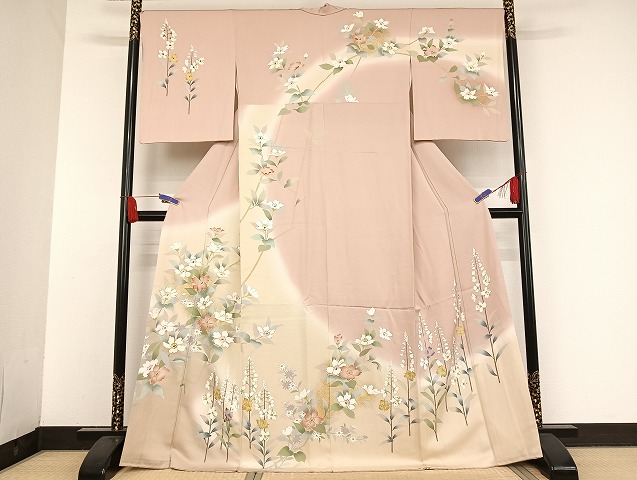 平和屋着物●訪問着　駒刺繍　草花文　暈し染め　金糸　金彩　正絹　逸品　AAAU4308np