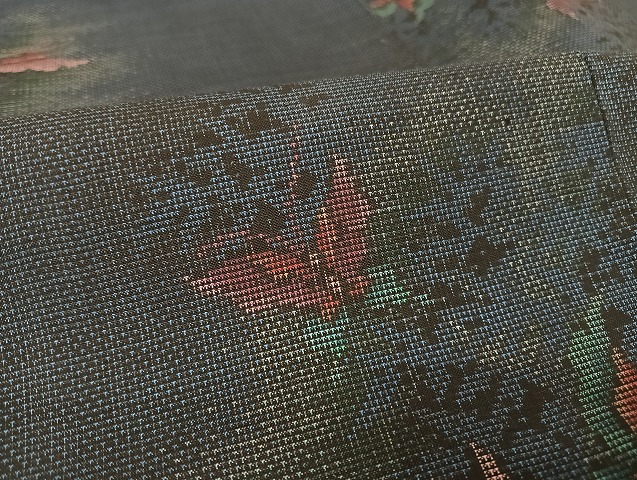 平和屋着物○本場大島紬 純泥染 舞蝶文 高橋一郎絹織物