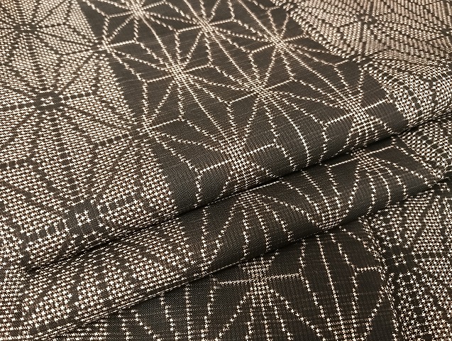 平和屋着物●本場大島紬　７マルキ　麻の葉文様　正絹　逸品　AAAU4341np