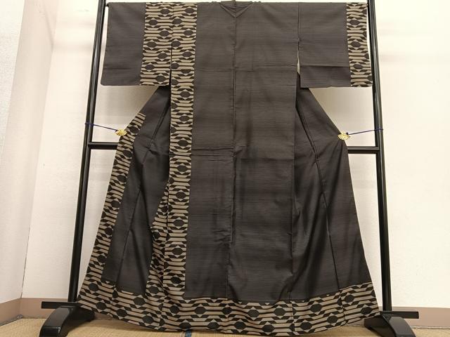 平和屋着物●訪問着　本場染大島紬　幾何学間道　健勝苑扱い　正絹　逸品　BAAT6646hv