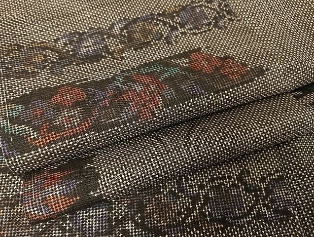 平和屋着物●本場大島紬　泥染　７マルキ　横段更紗花文　正絹　逸品　AAAU4343np