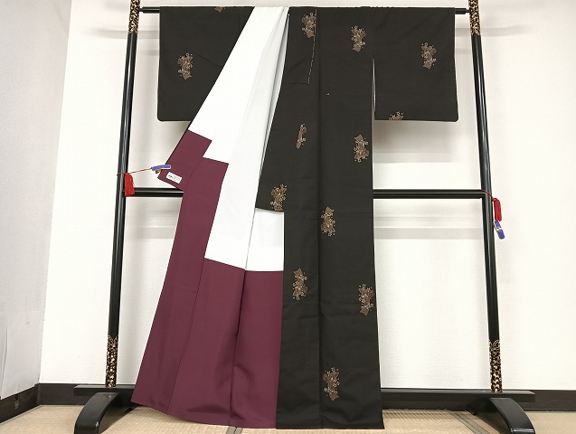 平和屋着物○本場大島紬 泥染め 9マルキ 飛鳥文 正絹 逸品 AAAV7042zg 平和