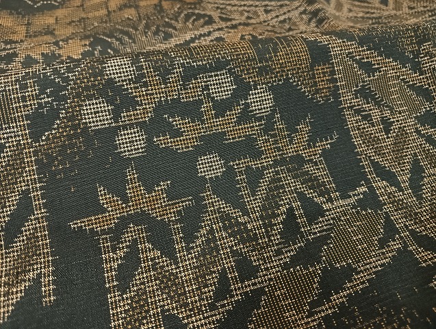 平和屋着物●本場村山大島紬　風景文　正絹　逸品　AAAU4373np 平和屋着物○本場村山大島紬 風景文 正絹 逸品 AAAU4373np