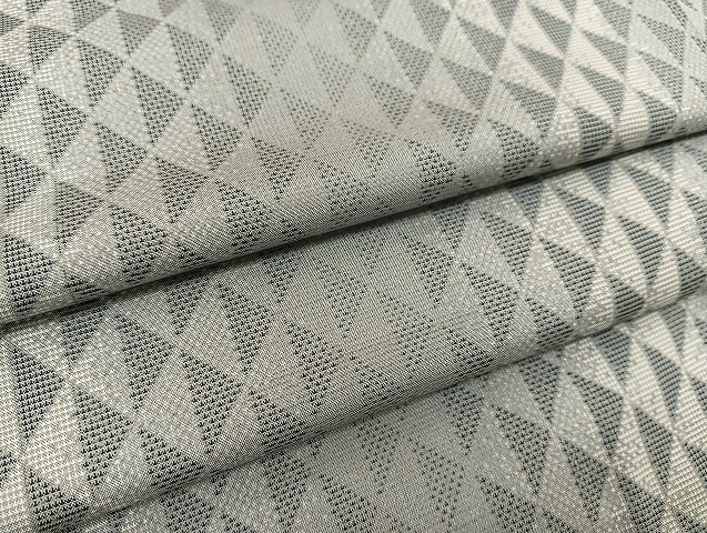 平和屋着物●本場大島紬　9マルキ　幾何学文様　正絹　逸品　BAAT0888yc