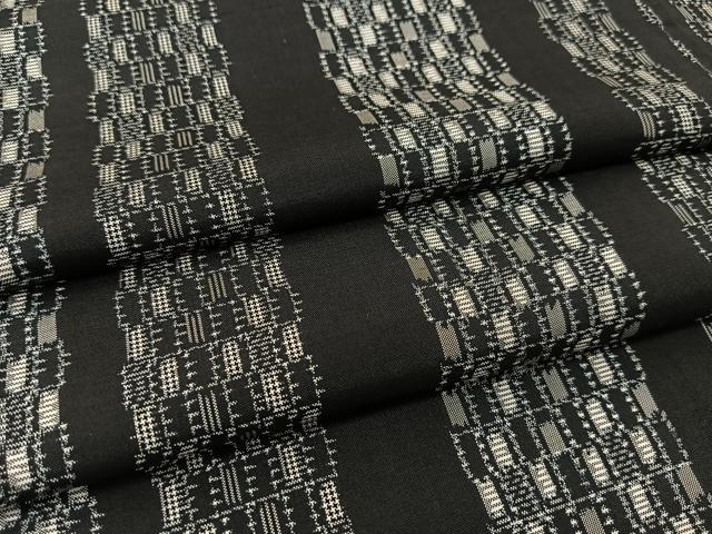 平和屋着物●本場村山大島紬　幾何学文様　正絹　逸品　BAAT0949yc