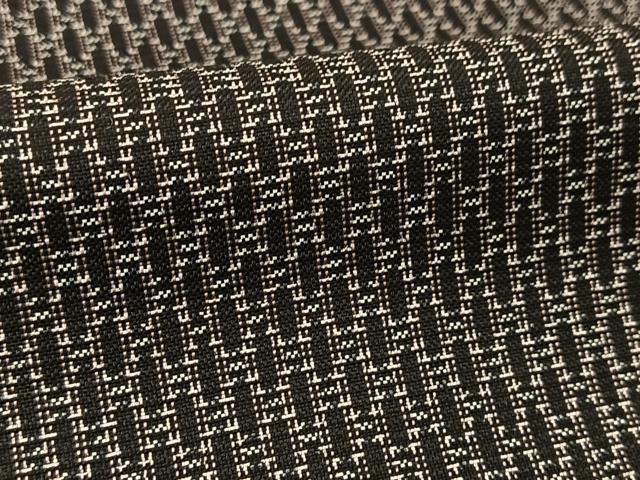 平和屋着物○男性 本場大島紬 アンサンブル 幾何学文様 羽裏：鷹 長羽織