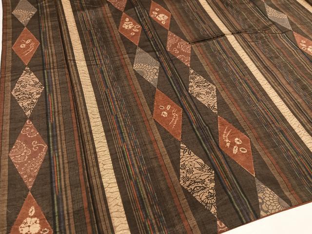 平和屋着物○伝統工芸士 七代目 吉澤与市 紬 絞り 市松花