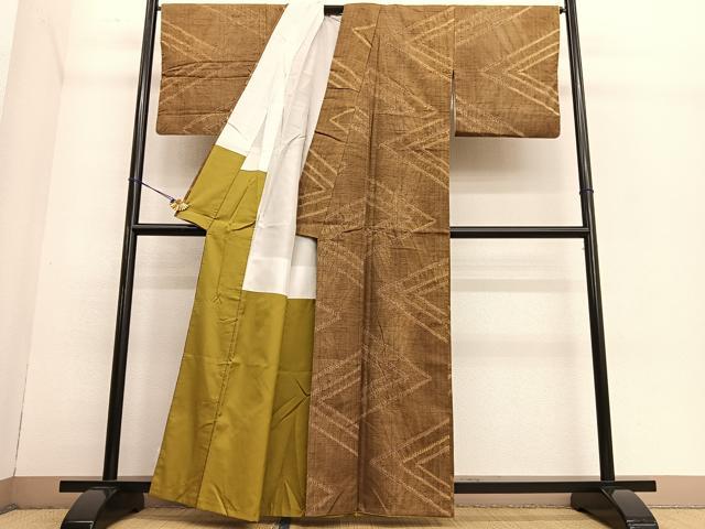 平和屋着物▽上質な紬 単衣 切り嵌め花唐草文 正絹 逸品