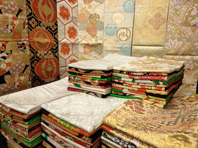 平和屋本店■袋帯 西陣 まとめて100点 向かい鶴 人物 向かい蝶 更紗 花柄 宝相華 佐竹孝機業店 佐賀錦 未使用品あり 全て正絹 se3290