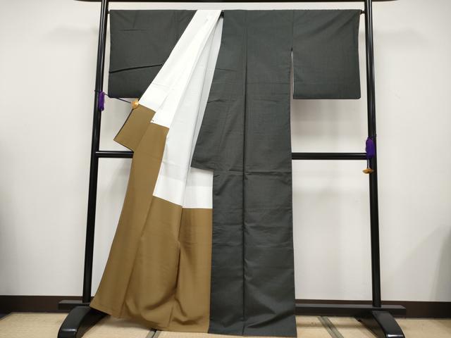 平和屋本店□極上 西陣 本場縞大島紬 18算 格子柄 みしな