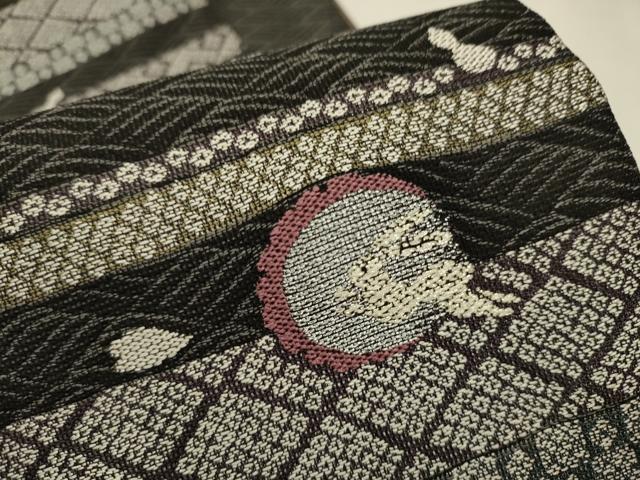 平和屋着物○両面 六通柄袋帯 瓢箪 跳兎 黒地 銀糸 正絹 逸品