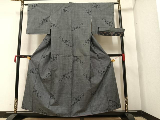 平和屋着物●本場大島紬　一元７マルキ　葡萄唐草　有川絹織物謹製　反端付き　正絹　逸品　未使用　AAAY5637ph