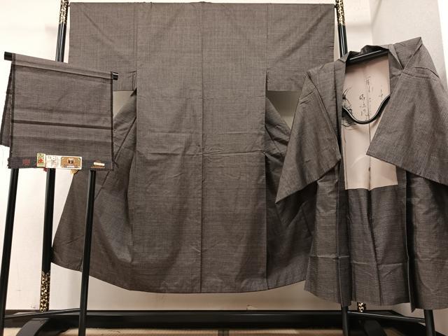 平和屋着物●男性　本場大島紬　アンサンブル　100亀甲　総詰め　証紙付き　正絹　逸品　AAAY8644ph