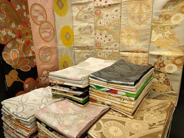 平和屋本店■袋帯 西陣 まとめて100点 向かい鶴 向かい鳥 蝶 辻が花 更紗 花柄 七宝 宝相華 佐賀錦 金銀糸 未使用品あり 全て正絹 se3675