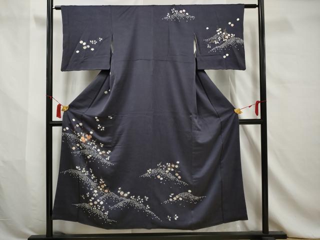 平和屋着物●創業460年・千總　訪問着　駒刺繍　絞り　草花文　金彩　紫黒色　正絹　逸品　AABA8127gw