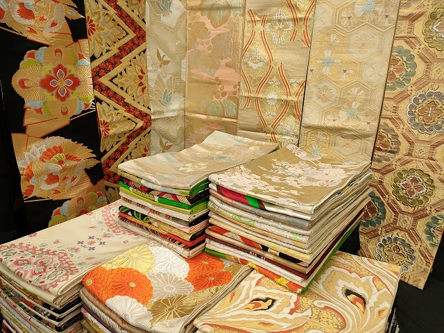 平和屋本店■袋帯 西陣 まとめて100点 鳳凰 向かい鶴 人物 蝶 更紗 花柄 宝相華 佐賀錦 金銀糸 など 未使用品あり 全て正絹 se3690