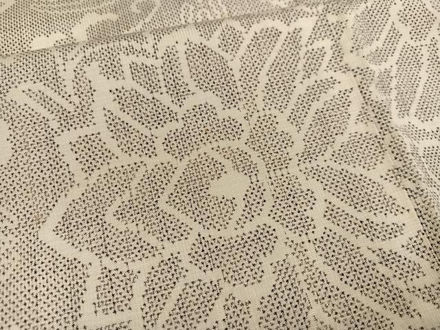 平和屋着物○本場大島紬 白大島 一元7マルキ 花唐草文 正絹 逸品