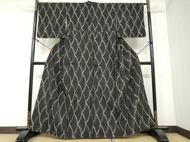 平和屋着物○上質な紬 抽象文様 黒地 正絹 逸品 DAAY5401ud