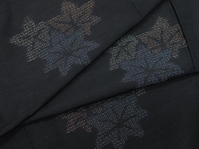 平和屋着物●結城紬　80亀甲　飛び亀甲柄　楓文　正絹　逸品　未使用　CAAZ8175vf