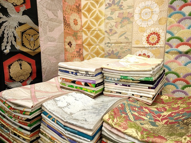 平和屋本店■袋帯 西陣 まとめて100点 鶴 孔雀 蝶 風景 更紗 花柄 七宝 宝相華 佐賀錦 金銀糸 など 未使用品あり 全て正絹 se3788