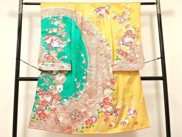 平和屋着物[]七五三　女の子　７歳　祝着　四つ身　鞠　檜扇花蝶文　暈し染め　金銀彩　逸品　DAAY3254ma 24,674円
