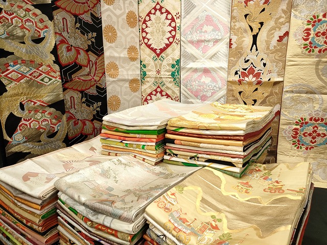平和屋本店■袋帯 西陣 まとめて100点 鳳凰 鶴 蝶 風景 更紗 花柄 宝相華 佐賀錦 金銀糸 など 着用可能多数 未使用品あり 全て正絹 se3809