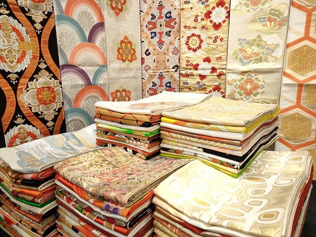 平和屋本店■袋帯 西陣 まとめて100点 鳳凰 向かい鶴 蝶 花柄 宝相華 佐賀錦 金銀糸 など 着用可能多数 未使用品あり 全て正絹 se3832