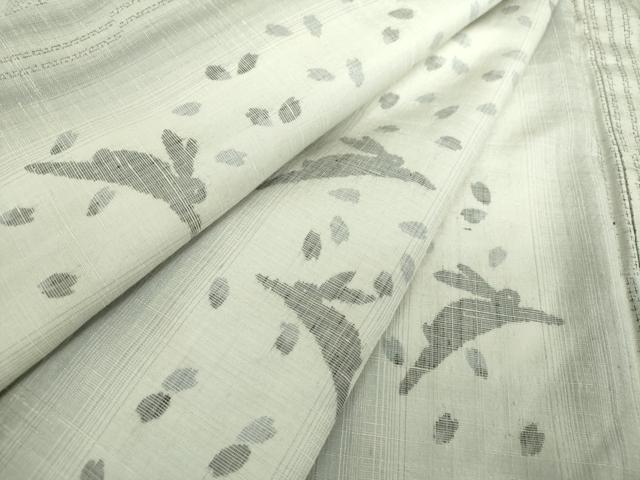 平和屋着物●結城紬　奥順　はたおり娘　80亀甲　飛び亀甲柄　跳兎　舞桜　やまと誂製　正絹　逸品　DABA1453ps