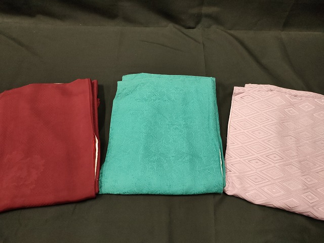 平和屋本店■色無地 まとめて 3点 花柄 菱 アンティーク 地紋 など 着用可能多数 全て正絹 ppp3251