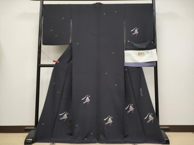 平和屋本店●極上　世界的人形師　辻村寿三郎　ジュサブロー　訪問着　兎　伊と幸　黒紅色地　反端付き　逸品　未使用　CYAA4442s6