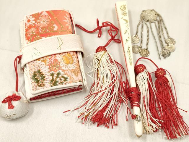 平和屋着物[]七五三　女の子　７歳　小物セット(帯締め・しごき・バッグ・草履)　亀甲花文　暈し染め　金糸　箱付き　逸品　DABA3948ma_5