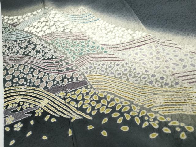 平和屋着物●訪問着　作家物　中国三大刺繍　相良刺繍　襲絞り　流水花文　暈し染め　さが美扱い　正絹　逸品　AABG3568cs_4