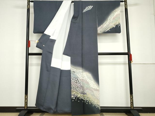 平和屋着物●訪問着　作家物　中国三大刺繍　相良刺繍　襲絞り　流水花文　暈し染め　さが美扱い　正絹　逸品　AABG3568cs_1