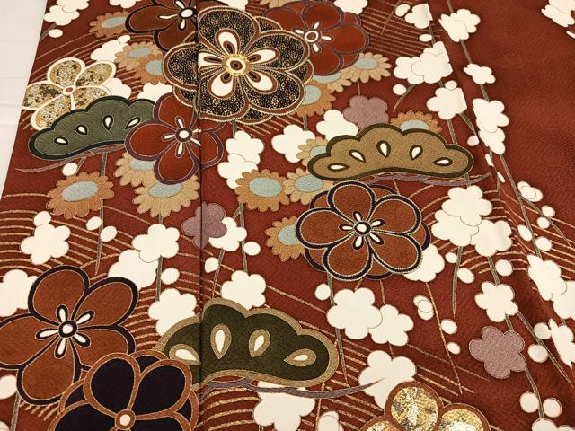 平和屋着物●豪華振袖　駒刺繍　梅松文　金彩　正絹　逸品　AABH6901ph_4