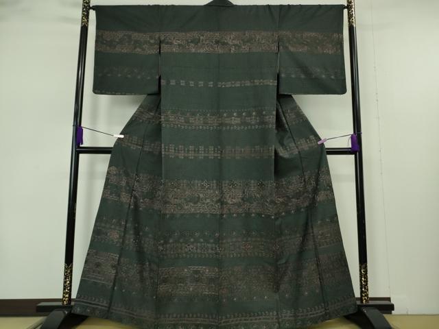 平和屋本店●極上　中国三大刺繍　スワトウ刺繍　汕頭刺繍　総刺繍　訪問着　紬地　洋花文　高麗納戸色地　逸品　DZAB2258kh6