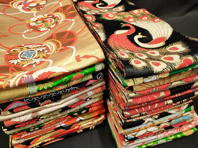 平和屋本店■子供帯 まとめて 35点 向かい鶴 孔雀 花柄 七宝 など 着用可能多数 未使用品あり se0049