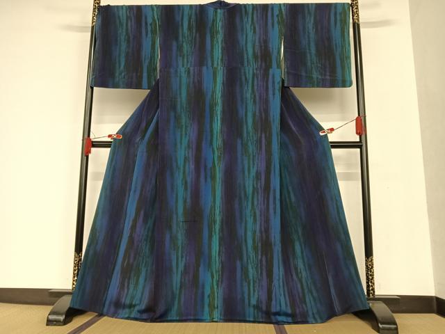 平和屋着物●極上　小紋　変わり縞　暈し染め　鬼しぼ縮緬　正絹　逸品　AAAQ0466np