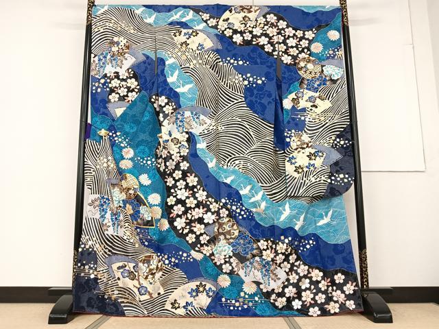 平和屋着物●豪華振袖　駒刺繍　飛鶴花鞠文　金銀彩　銀通し地　正絹　逸品　AAAQ0659np