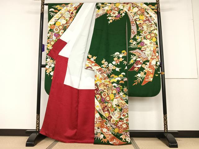 D017☆送料込み❣️仮絵羽 未仕立て 振袖 雲に松竹梅模様 刺繍 八掛付き❣️ 松竹梅雲取文刺繍黒引き振袖 - 着物レンタルの灯屋2｜着物