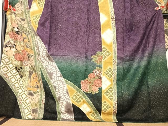 平和屋着物○豪華振袖 襲絞り 鳳凰花文 金通し地 金彩 正絹