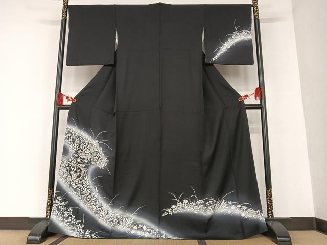 平和屋着物●訪問着　刺繍　草花文　暈し染め　黒地　正絹　逸品　AAAT0550zg