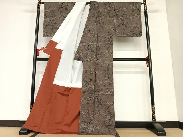 平和屋着物□本場大島紬 泥染め 吉祥唐草文 正絹 逸品 未使用 CAAR3110yc