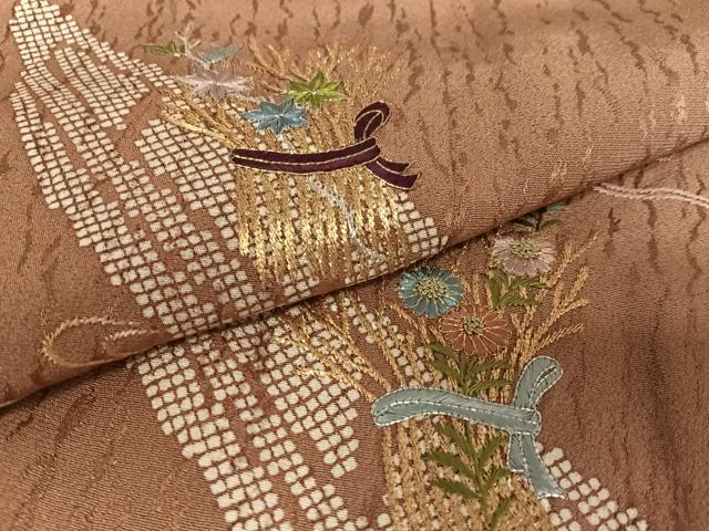 平和屋着物○創業460年・千總 色留袖 刺繍 柴垣に花 三越
