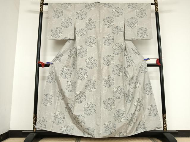 平和屋着物●本場大島紬　白大島　唐草　正絹　逸品　AAAT9434np