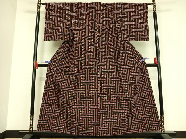 平和屋着物○上質な紬 秋名バラ柄 黒地 正絹 逸品 AAAU0029npの通販は