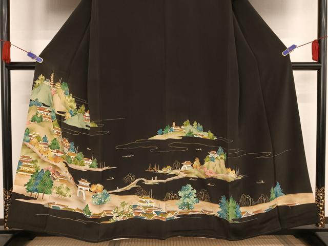 平和屋着物●創業130年　江戸染繍友禅　大彦　黒留袖　駒刺繍　草花文　ますいわ屋扱い　正絹　逸品　AAAV7437zg 平和屋着物○創業130年 江戸染繍友禅 大彦 黒留袖 駒