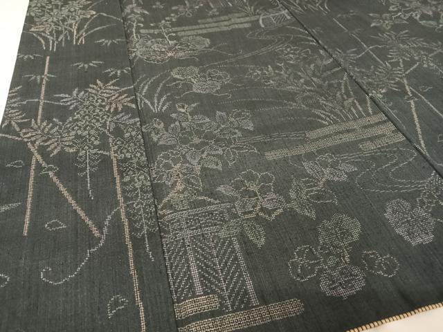 平和屋着物●結城紬　飛び亀甲　エ霞文　さが美扱い　正絹　逸品　CAAU1609yc 平和屋着物○結城紬 飛び亀甲 エ霞文 さが美扱い 正絹 逸品 CAAU1609yc