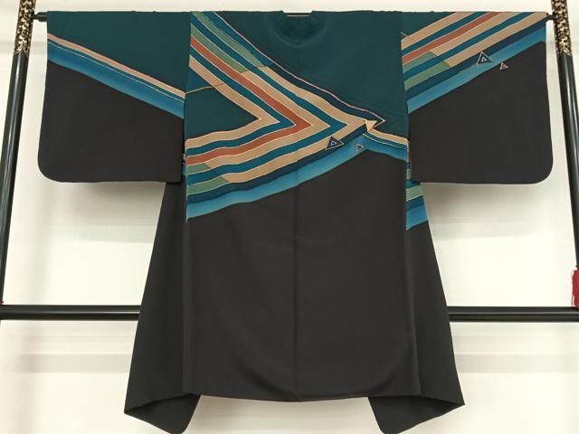 平和屋着物●コート作家　三本賢　道中着　幾何学文様　ロング丈　正絹　逸品　AAAU0222np 平和屋着物○コート作家 三本賢 道中着 幾何学文様 ロング丈