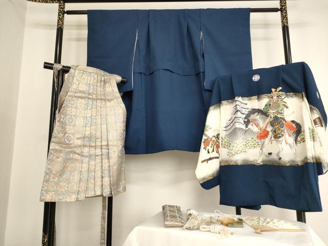 平和屋着物[]七五三　男の子　5歳　祝着・羽織・行灯袴・小物セット　騎馬風景文　金彩　AAAU5376ja 22,750円